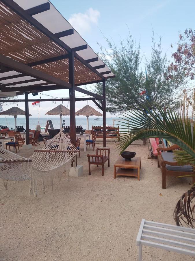The High Dive Gili Gede By Ultimate Resorts Bagian luar foto