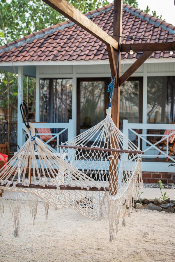 The High Dive Gili Gede By Ultimate Resorts Bagian luar foto