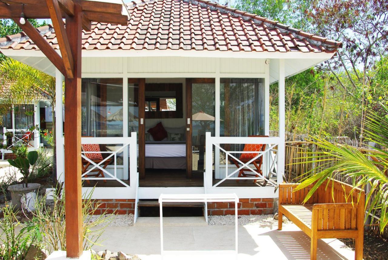 The High Dive Gili Gede By Ultimate Resorts Bagian luar foto