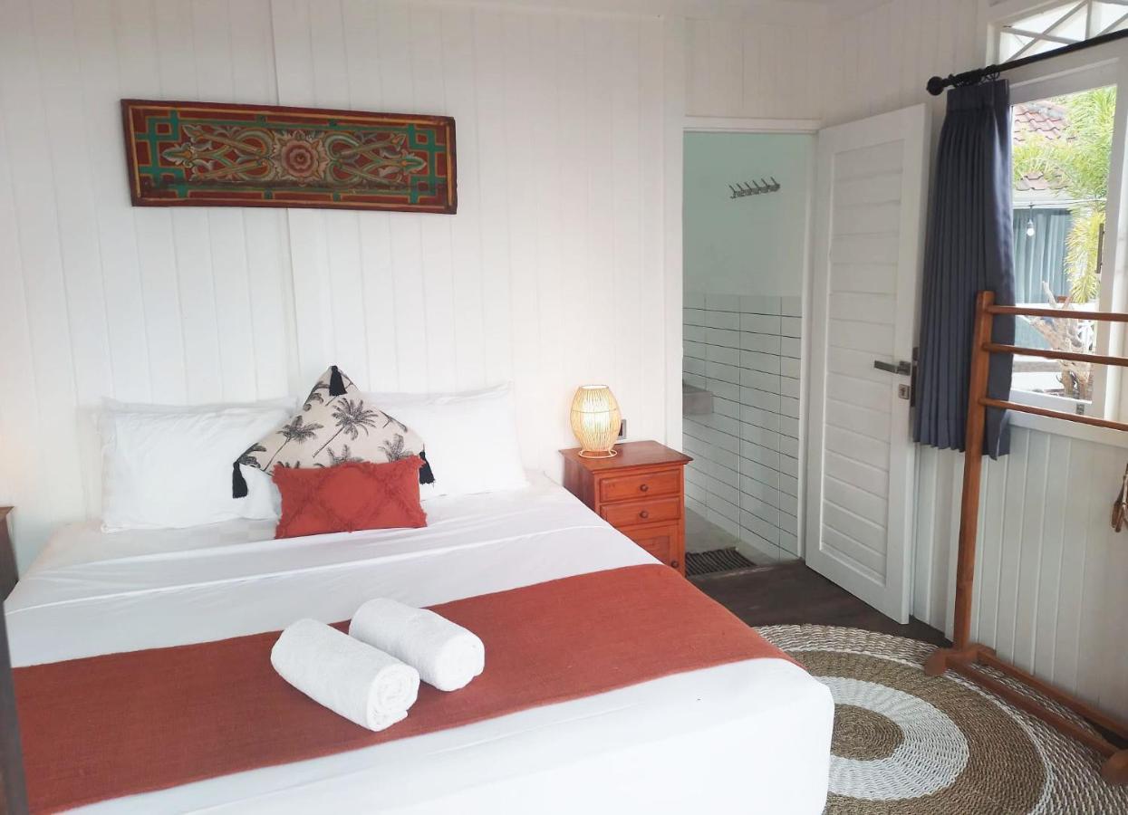 The High Dive Gili Gede By Ultimate Resorts Bagian luar foto