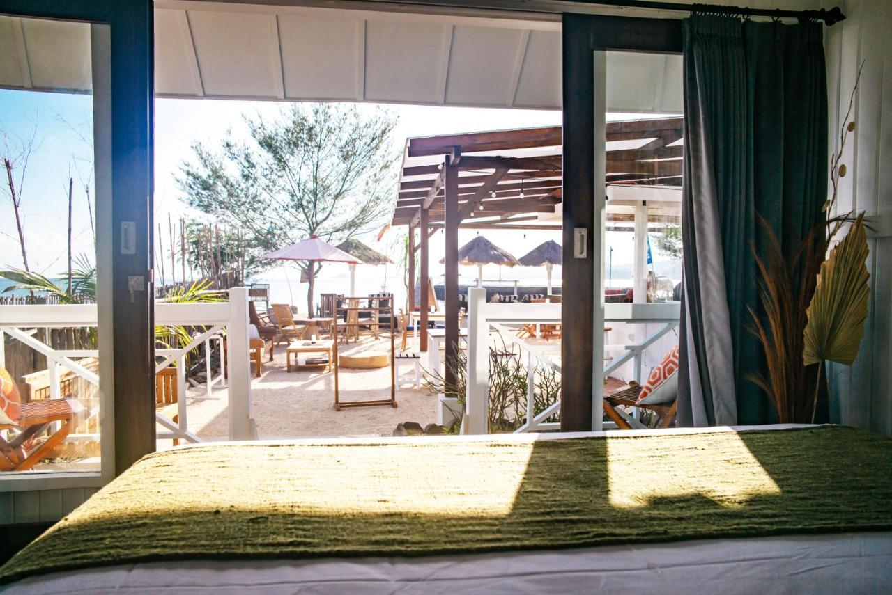 The High Dive Gili Gede By Ultimate Resorts Bagian luar foto