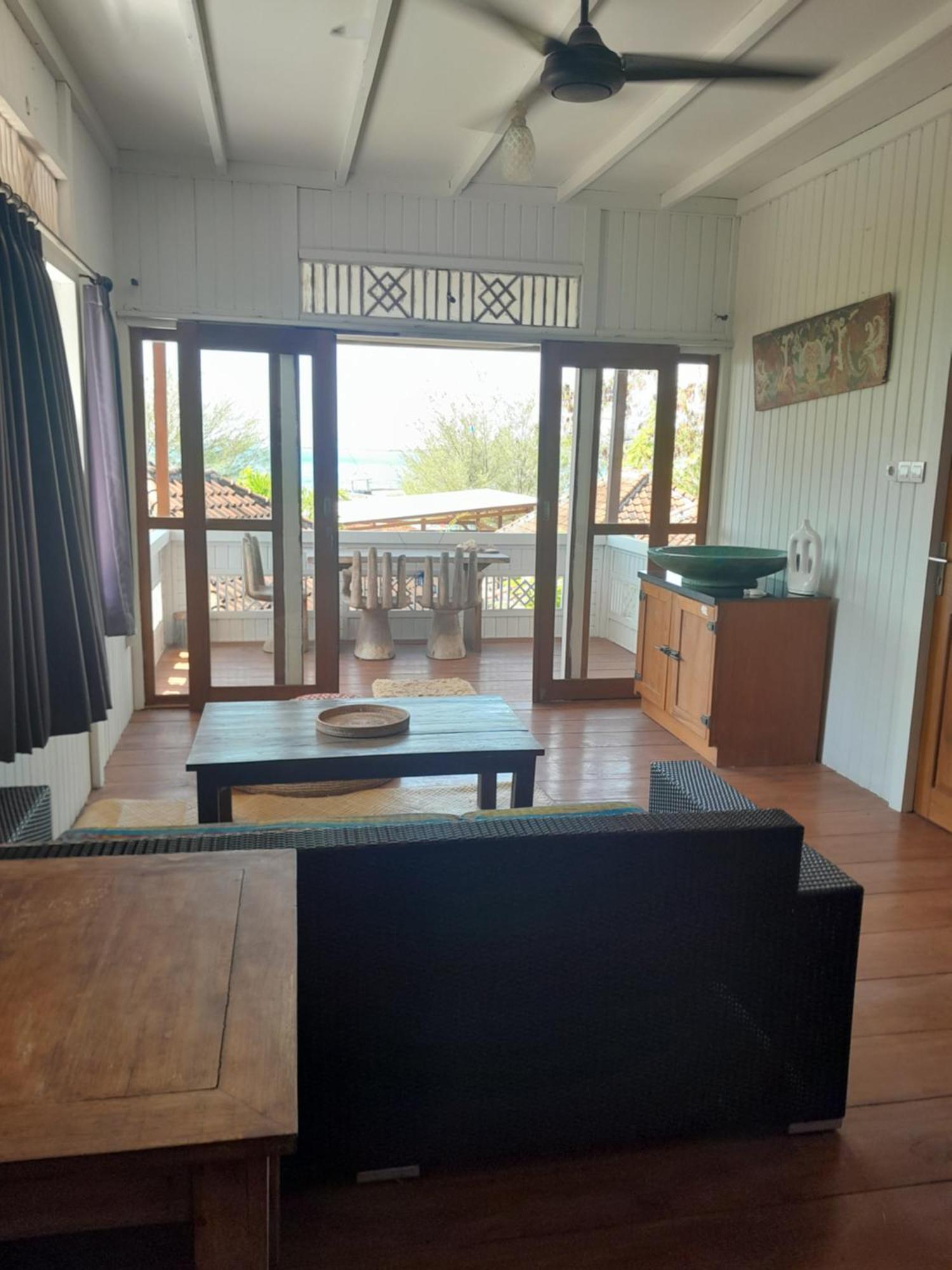 The High Dive Gili Gede By Ultimate Resorts Bagian luar foto